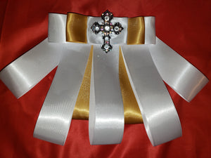 Winning White and Gold Bow!