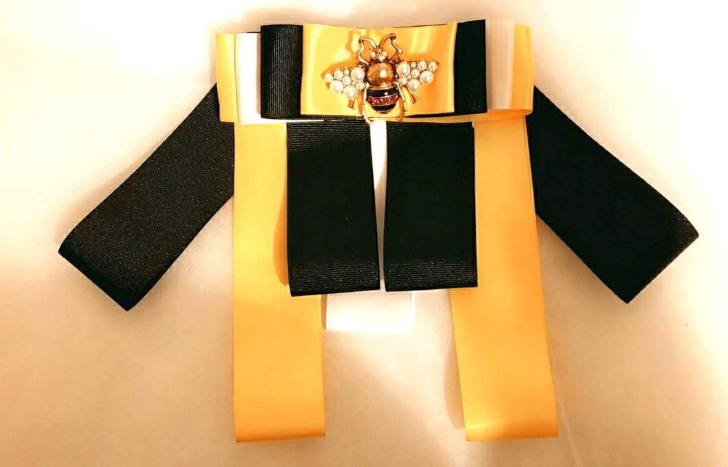 Sweet Honey Bee Bow